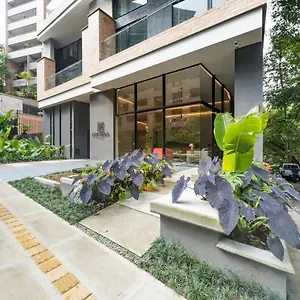 Lettera 4*, Medellín Colombia