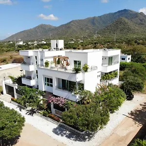 https://villa-toscana.santamartahotels.net