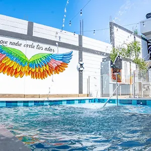 https://sunset-lounge.santamartahotels.net